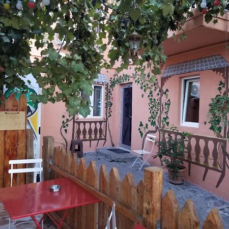 Guest House Zemeli Tbilisi Exterior foto